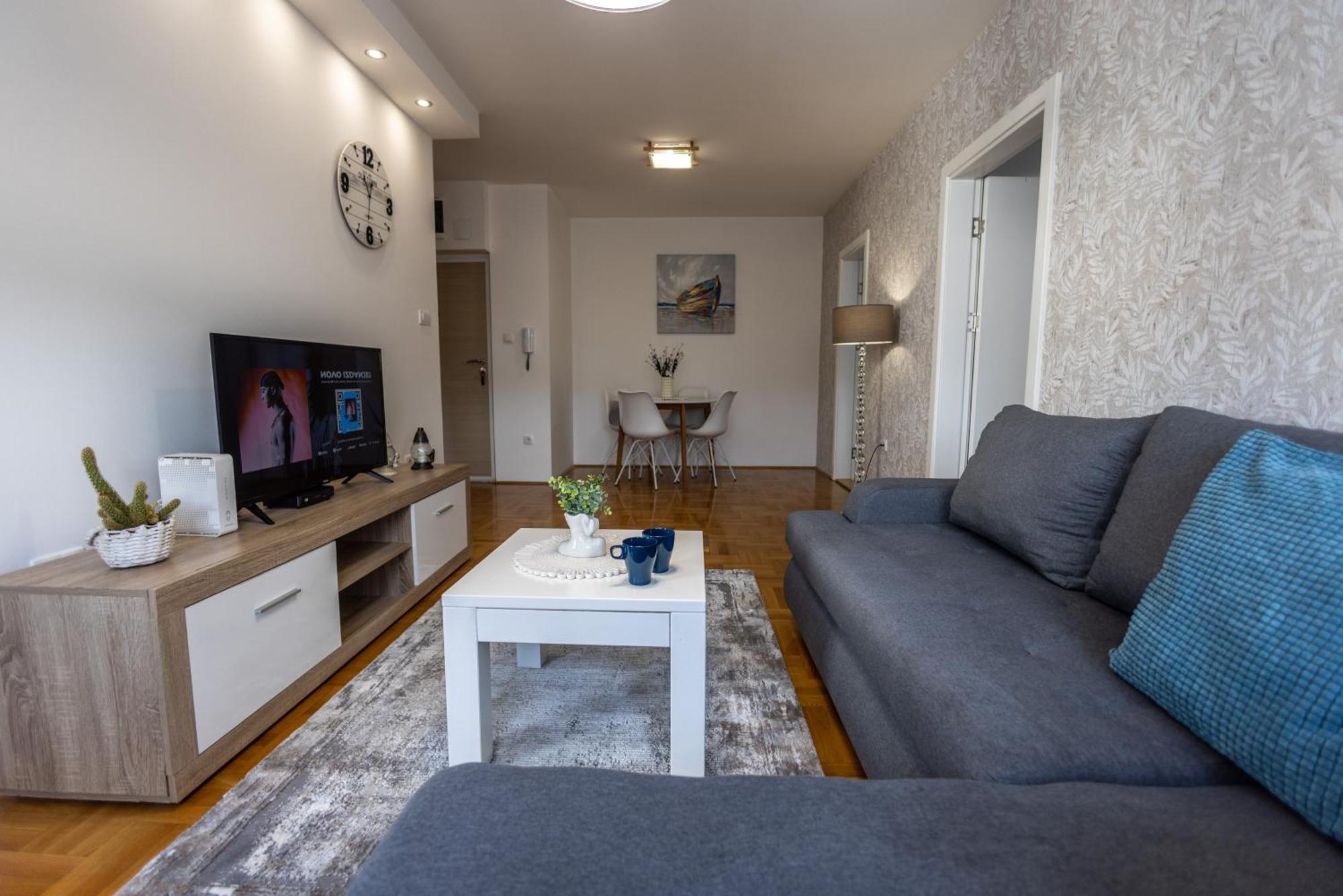 Apartmani Hemera Valjevo Zewnętrze zdjęcie
