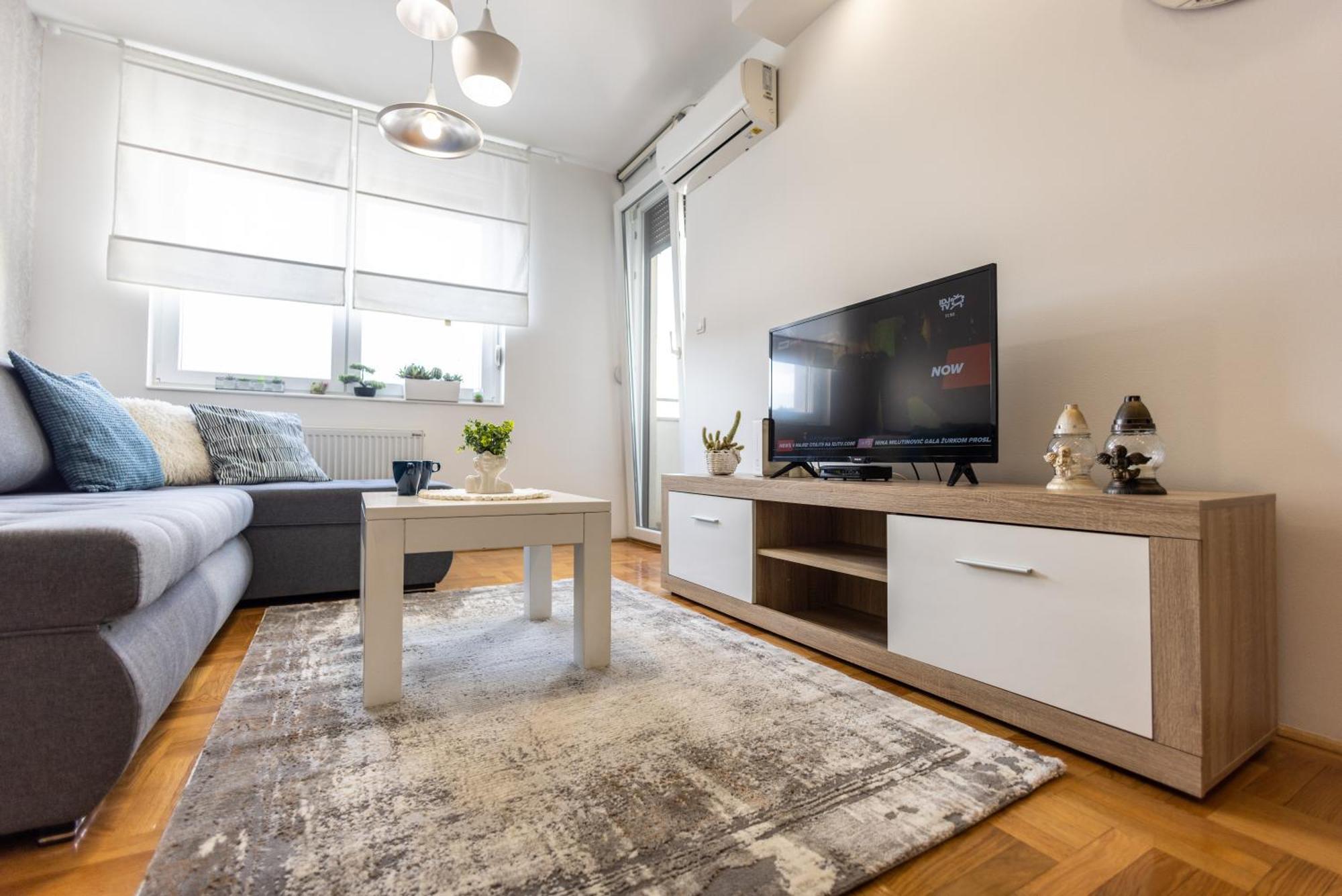 Apartmani Hemera Valjevo Zewnętrze zdjęcie