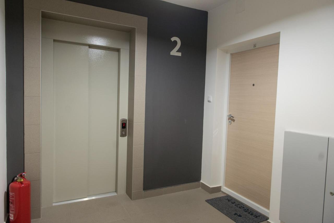 Apartmani Hemera Valjevo Zewnętrze zdjęcie